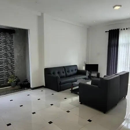 Vidushi Home Minuwangoda Exterior photo