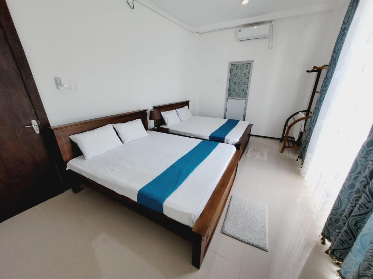 Vidushi * Minuwangoda