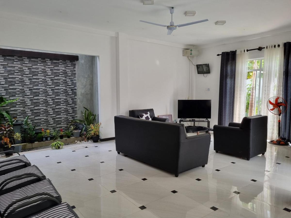 Vidushi Homestay Minuwangoda